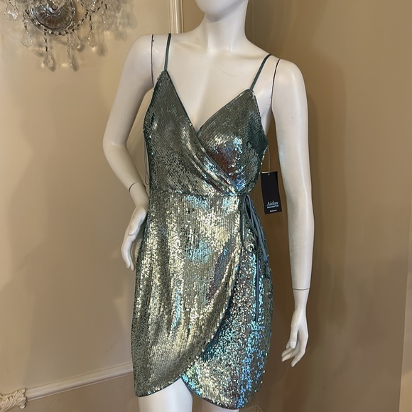 Aidan By Aidan Mattox
Spaghetti-Strap Sequin Wrap Cocktail Dress Size 8 - Picture 11 of 13
